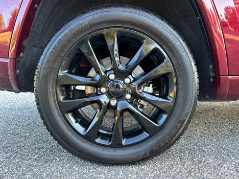 Used 2017 Jeep Grand Cherokee Altitude image 17