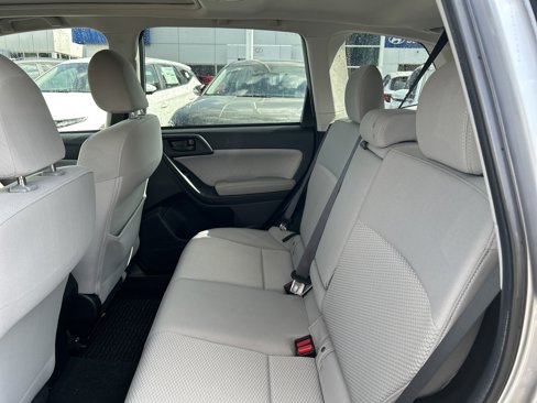 Used 2018 Subaru Forester 2.5i Premium image 27