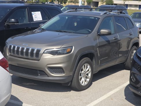 Used 2020 Jeep Cherokee Latitude w/ Cold Weather Group image 6