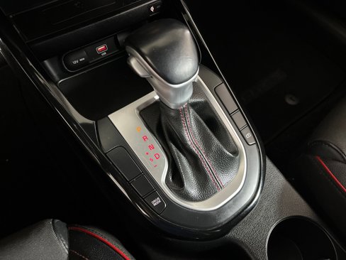 Used 2022 Kia Forte GT image 14