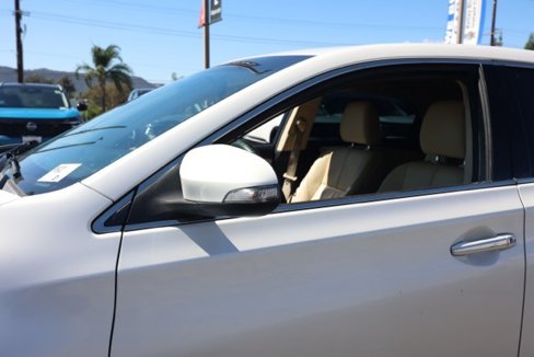 Used 2013 Toyota Avalon XLE image 12