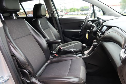 Used 2021 Chevrolet Trax LT image 9