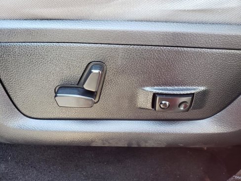 Used 2017 RAM 1500 Big Horn image 19