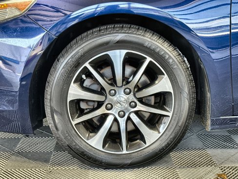 Used 2015 Acura TLX image 12
