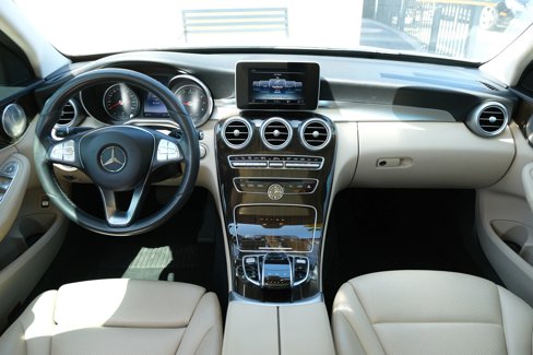 Used 2015 Mercedes-Benz C 300 Sedan image 24