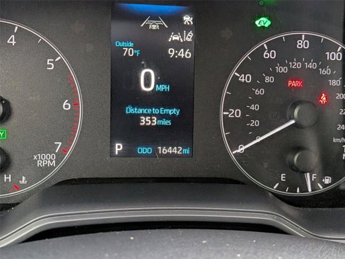 Used 2023 Toyota Corolla LE image 19