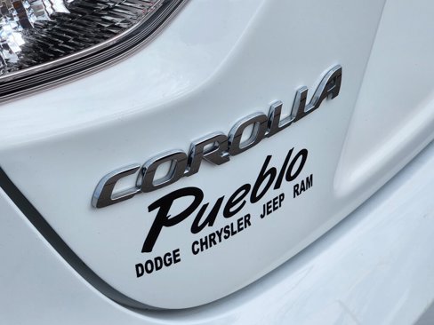 Used 2022 Toyota Corolla LE image 11