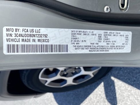 Used 2022 Jeep Compass Trailhawk image 38
