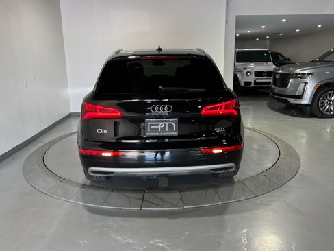 Used 2018 Audi Q5 Prestige w/ Prestige Package image 8
