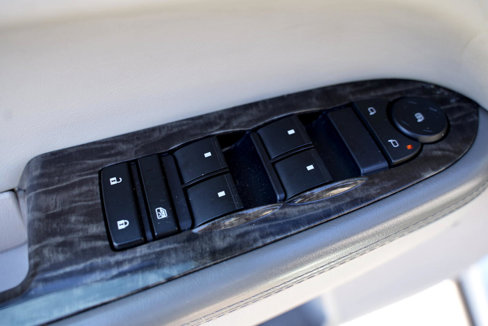 Used 2014 Buick Enclave Leather w/ LPO, Cargo Convenience Pkg image 34