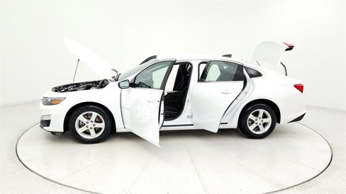 Used 2023 Chevrolet Malibu LS w/ Driver Confidence Package image 9