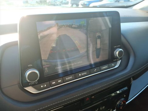 Used 2021 Nissan Rogue SV w/ Premium Package image 24