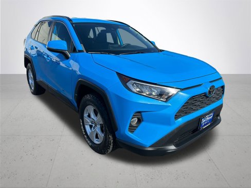 Used 2021 Toyota RAV4 XLE image 5