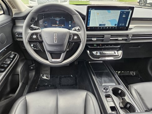 Certified 2023 Lincoln Corsair FWD image 6