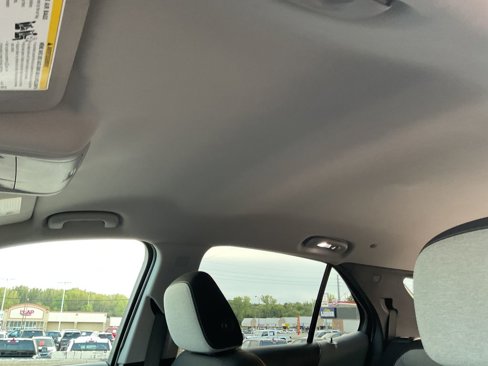 Used 2024 Chevrolet Equinox LT image 30