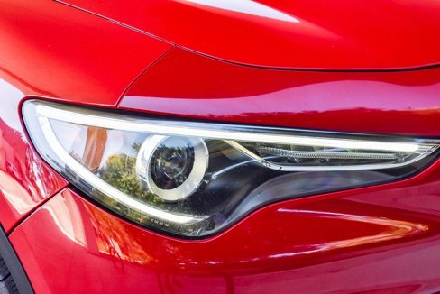 Used 2018 Alfa Romeo Stelvio Ti image 8