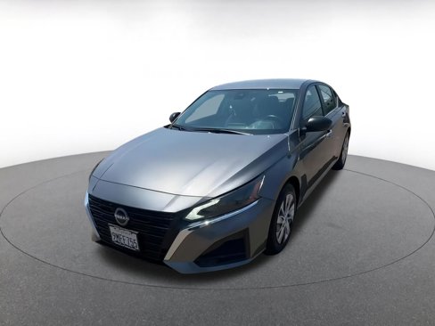 Used 2024 Nissan Altima 2.5 S image 7