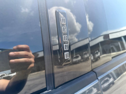 Used 2019 Ford F250 XLT w/ XLT Value Package image 12