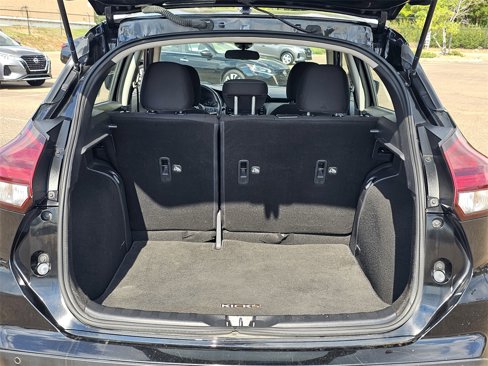 Used 2021 Nissan Kicks SV image 27
