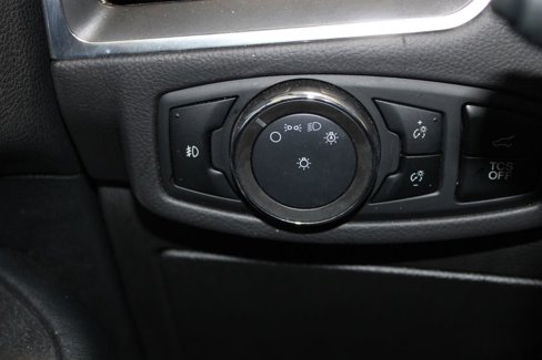 Used 2024 Ford Edge Titanium image 35