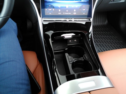 Certified 2025 Mercedes-Benz C 300 Sedan image 43
