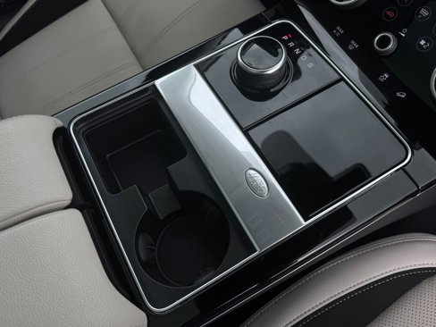 Used 2020 Land Rover Range Rover Velar R-Dynamic S image 29