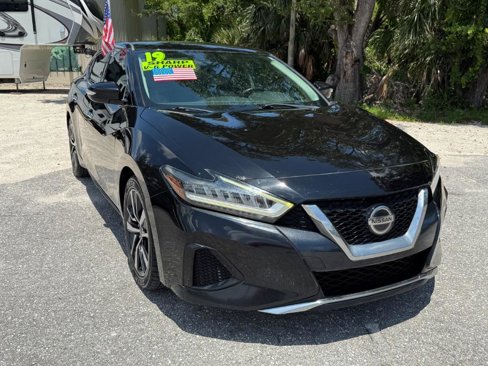 Used 2019 Nissan Maxima 3.5 SV image 1