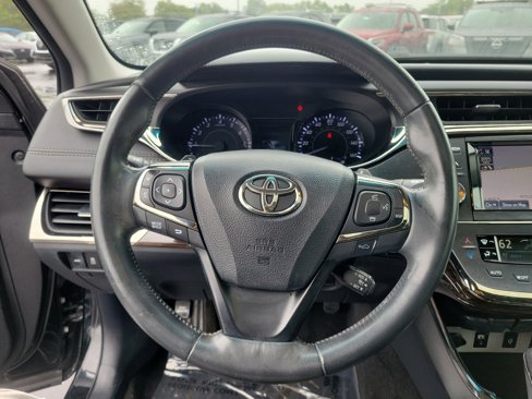 Used 2014 Toyota Avalon XLE image 21
