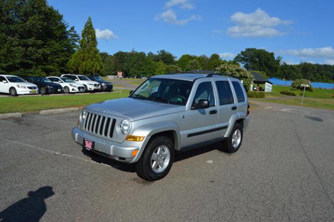 Used 2005 Jeep Liberty Renegade image 50