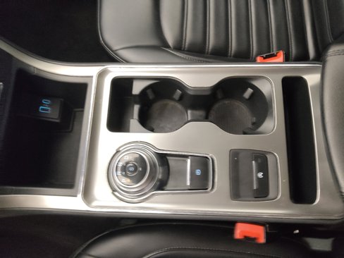 Used 2022 Ford Edge SEL image 26