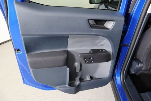 New 2025 Ford Maverick XL image 14