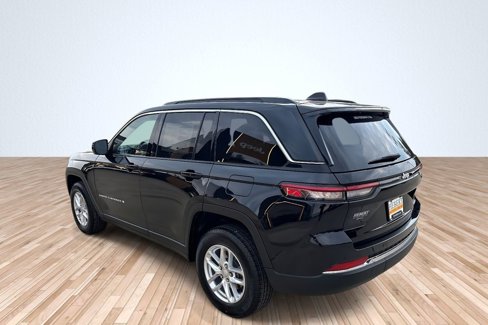 New 2025 Jeep Grand Cherokee Laredo X w/ Luxury Tech Group I image 9