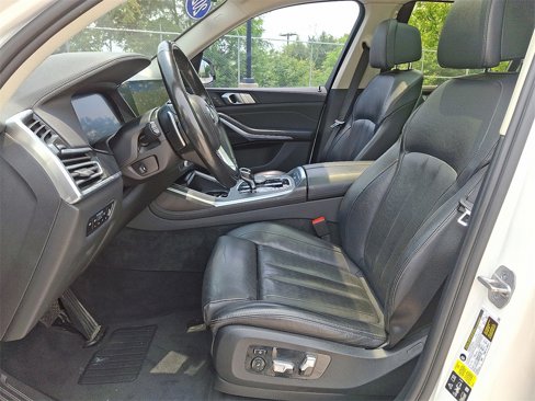 Used 2022 BMW X7 xDrive40i w/ Premium Package image 17
