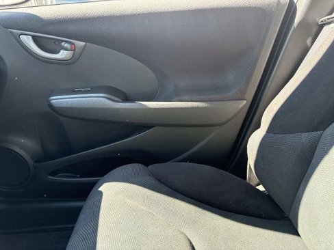 Used 2011 Honda Fit Sport image 21