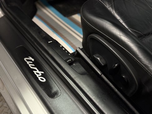 Used 2002 Porsche 911 Turbo image 13