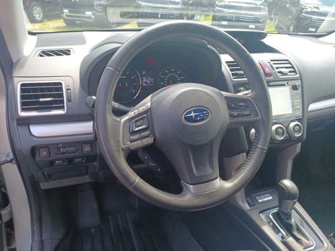 Used 2016 Subaru Forester 2.5i Touring w/ Eyesight & Navigation System image 9