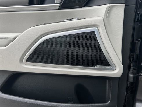 Used 2020 Kia Telluride S w/ S 8 Passenger Seating Package image 30
