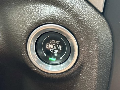 Used 2022 Chevrolet Silverado 2500 LTZ w/ LTZ Convenience Package image 25