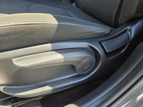 Used 2022 Kia Forte LXS w/ LXS Technology Package image 22