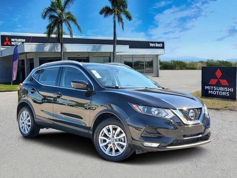 Used 2022 Nissan Rogue Sport SV w/ Technology Package image 1