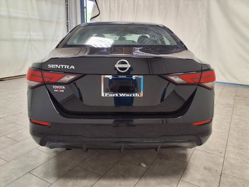 Used 2024 Nissan Sentra S image 8