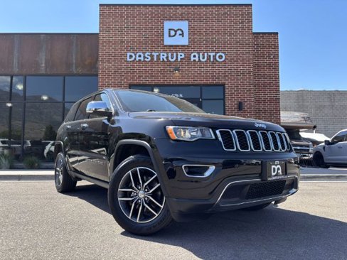 Used 2018 Jeep Grand Cherokee Limited image 3