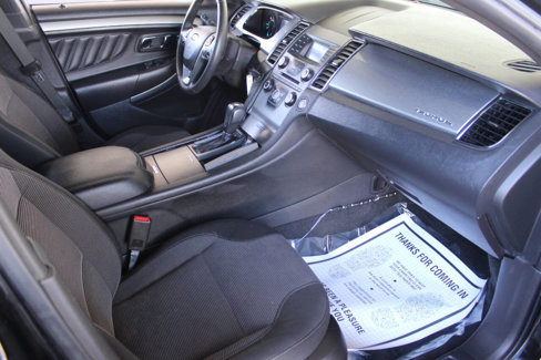 Used 2017 Ford Taurus SEL image 10