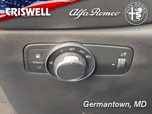 New 2024 Alfa Romeo Tonale Ti w/ Active Assist Package image 33