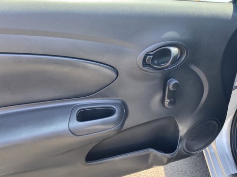 Used 2015 Nissan Versa S Plus image 16