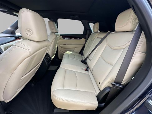 Used 2017 Cadillac XT5 Luxury w/ Driver Awareness Package image 19