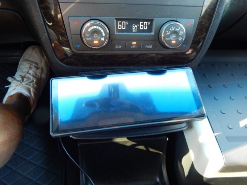 Used 2011 Cadillac DTS Limousine image 33