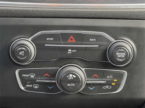 Used 2015 Dodge Charger SXT w/ Rallye Group image 5