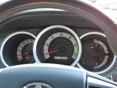 Used 2014 Toyota Tacoma 4x4 Access Cab V6 image 2