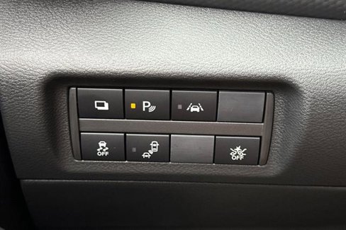 New 2025 Nissan Kicks Play S image 28